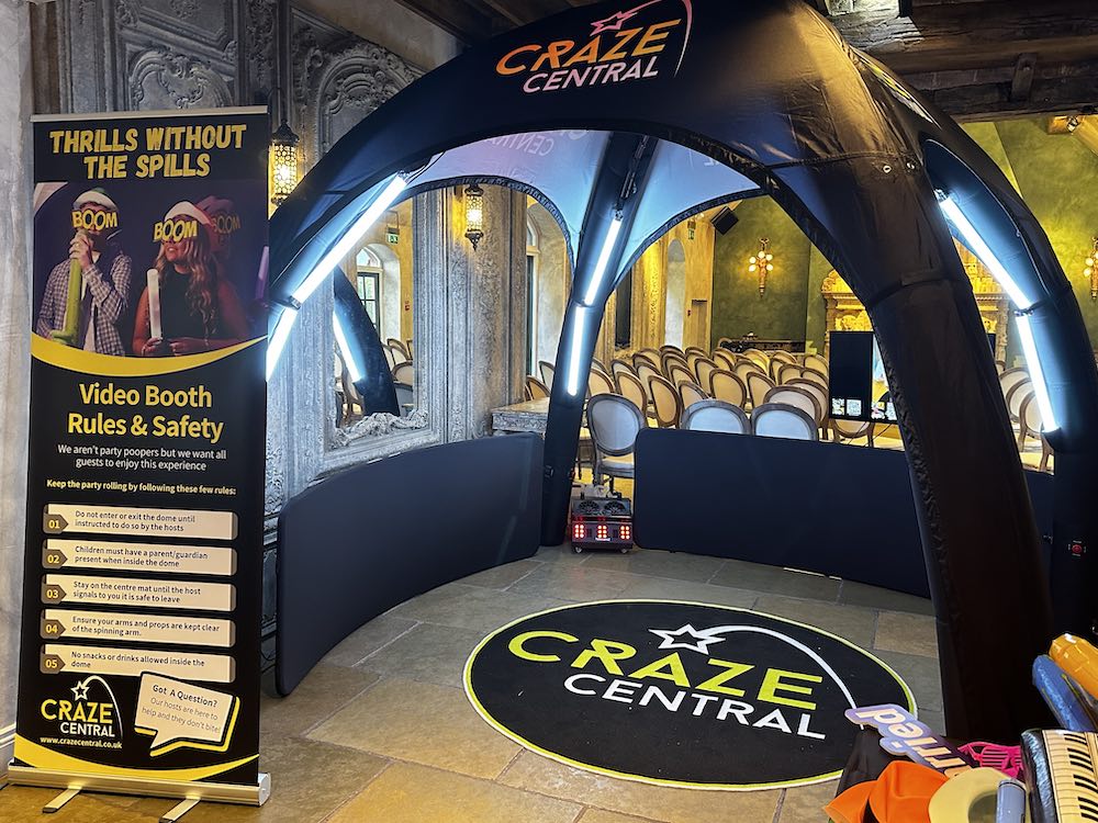 Wheelchair accessible 360 photo video booth hire